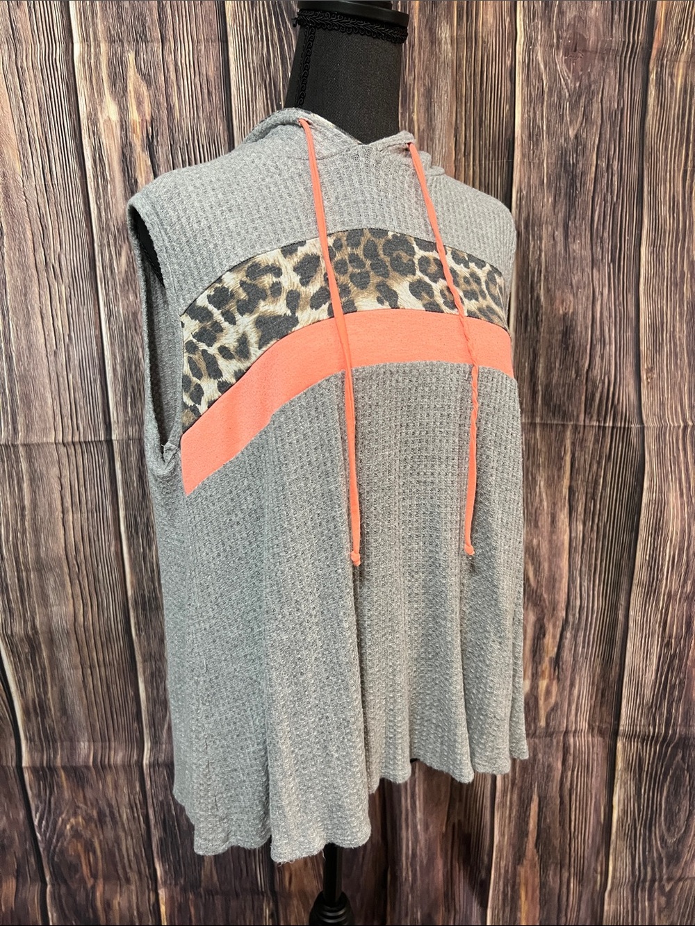 7th Ray Gray Tank with Coral Stripe & Leopard Panel